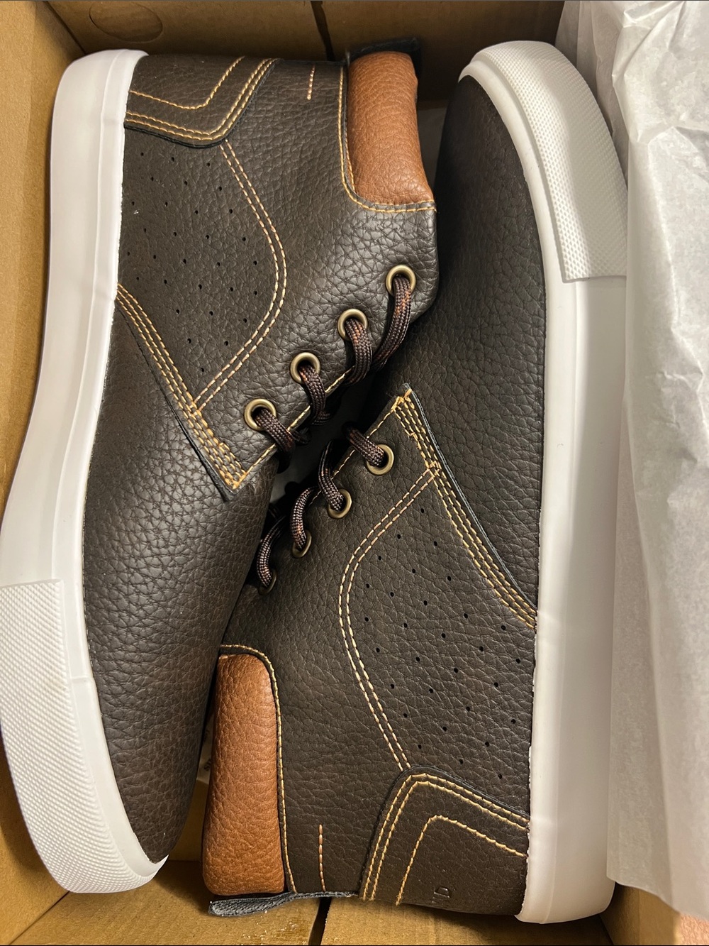 LUCKY BRAND Men's Casual Mid-Top Sneakers in Dark Brown and Tan